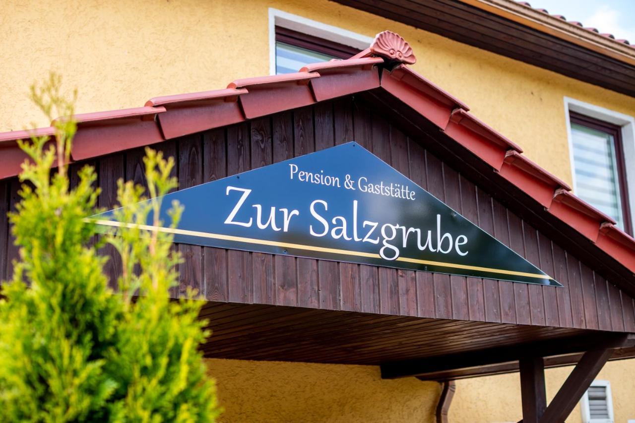 Pension & Gaststaette Zur Salzgrube Зондерсгаузен Екстер'єр фото